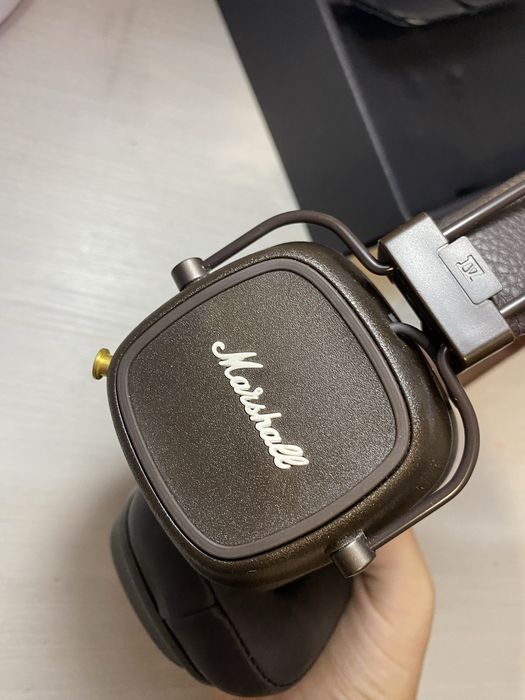 Наушники Marshall