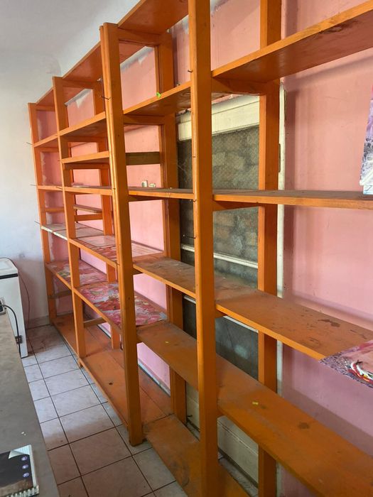 Set rafturi depozitare lemn