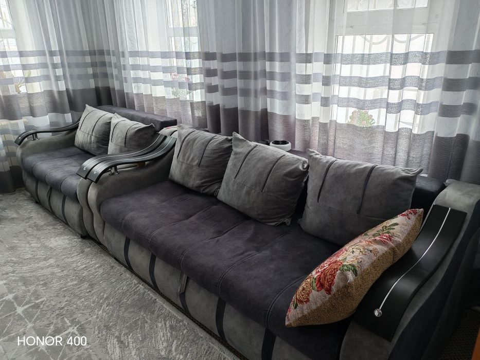 Мягкий уголок диван