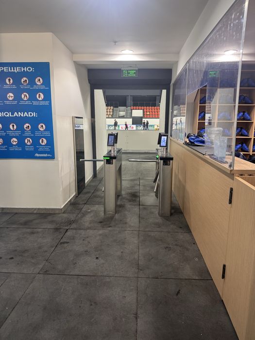 Установка турникетов с терминалами распознавания лиц Face id