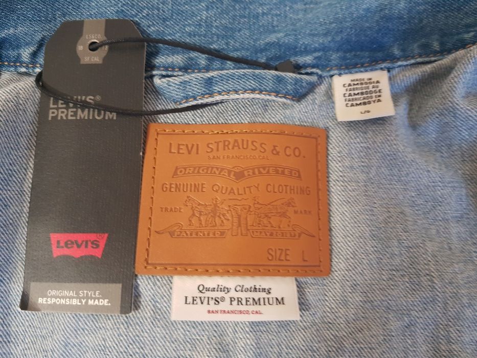 Geaca Levi's Levis blugi primavara toamna albastra noua cu eticheta