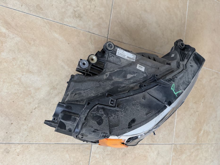 Десен фар от Audi Q3 2019