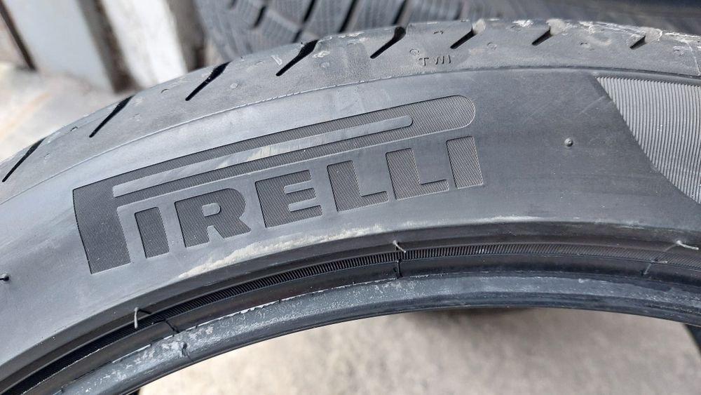 Летни гуми 285/35/20 Pirelli P Zero 2 броя