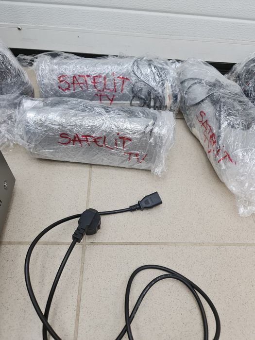 Vând statie audio Harman/Kardon 7.1 AVR645, nouă, cu sunet de înaltă c