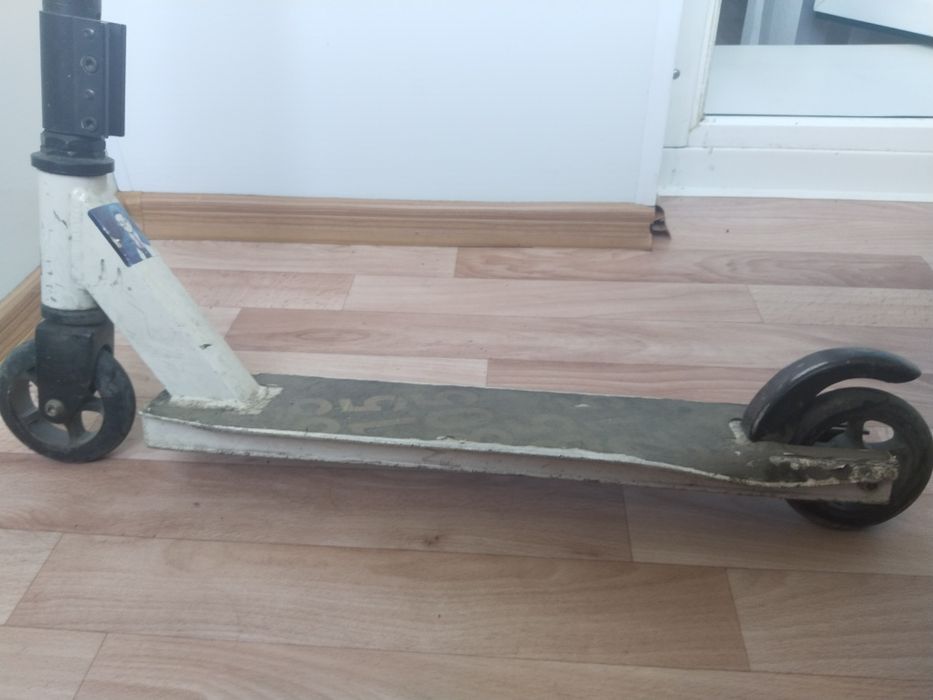 Продам самокат трюковой