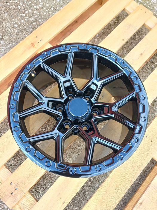17"6x139.7 OFFRoAd 9ж ет-12 Nissan Toyota Mitsubushi Ram Jeep Piano Black Чисто Нови