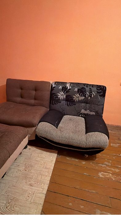 Отдам даром диван и кресло