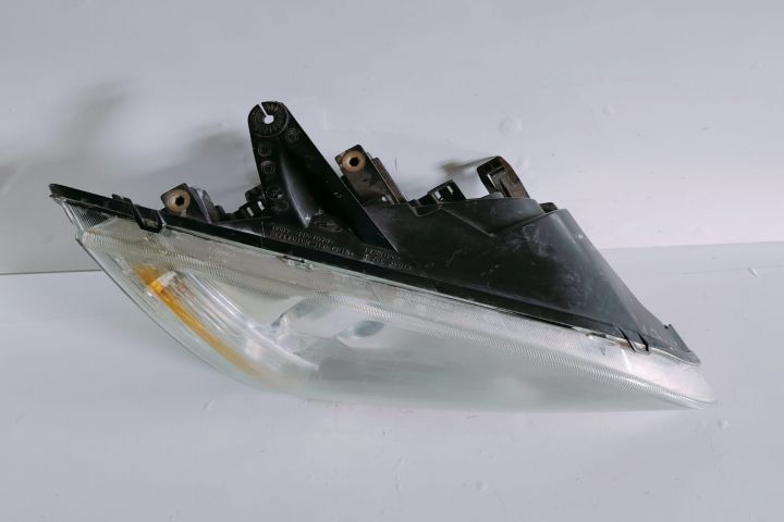 Far Xenon  complet, cu droser dreapta Ford Focus a 2-a generatie