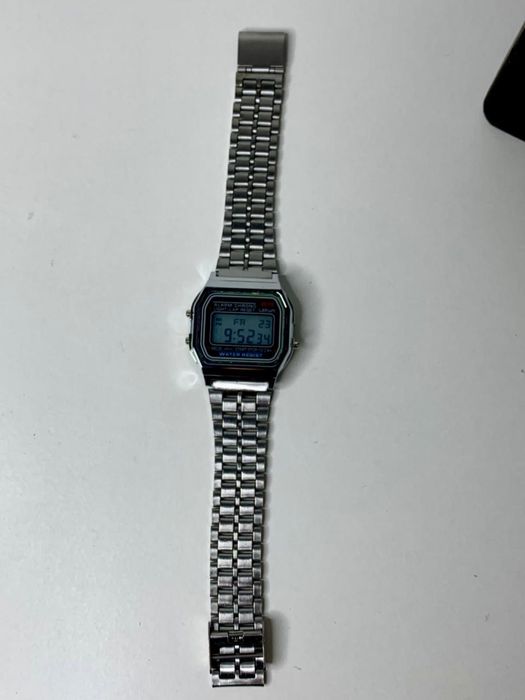 Часы Casio  водозашитные