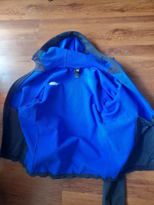 The north face мъжко яке M- L размер.