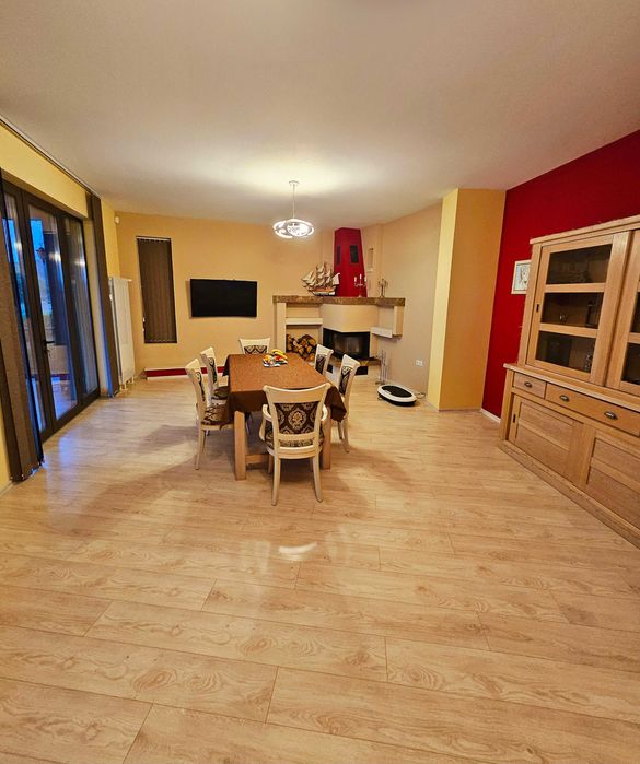 Продава се Къща в Елена - 860 кв.м за 1779 €/кв.м - Снимка #13