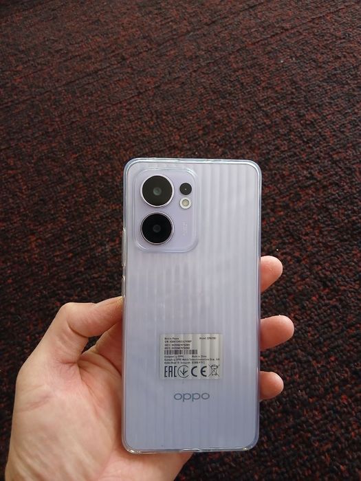 Sroʻchnik telfon oppo 13 sotladi