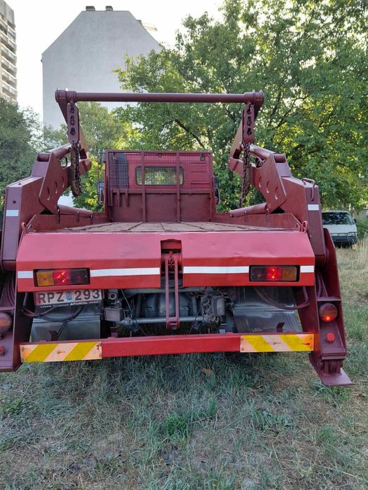 Volvo F7 за контейнери