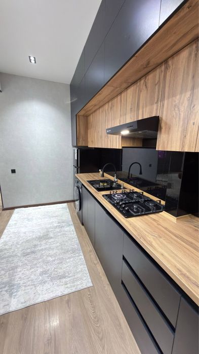 1 хонали студия кв 45м² 5-қават 8 қаватли лифтли дом. ор: крытый рынок