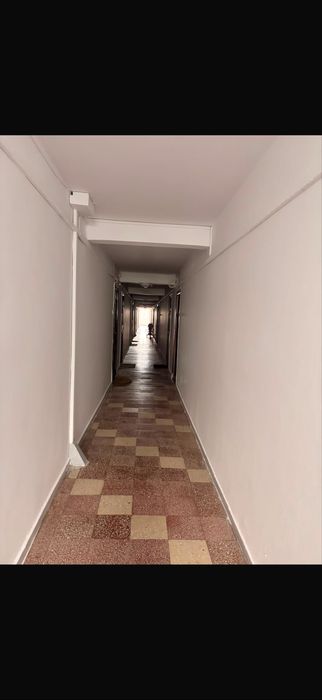 Ofer spre inchiriere garsoniera in Drumul Taberei Bucuresti