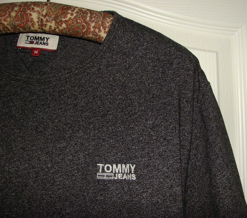 Tricou TOMMY HILFIGER JEANS, Marimea M, Gri, Autentic/Original