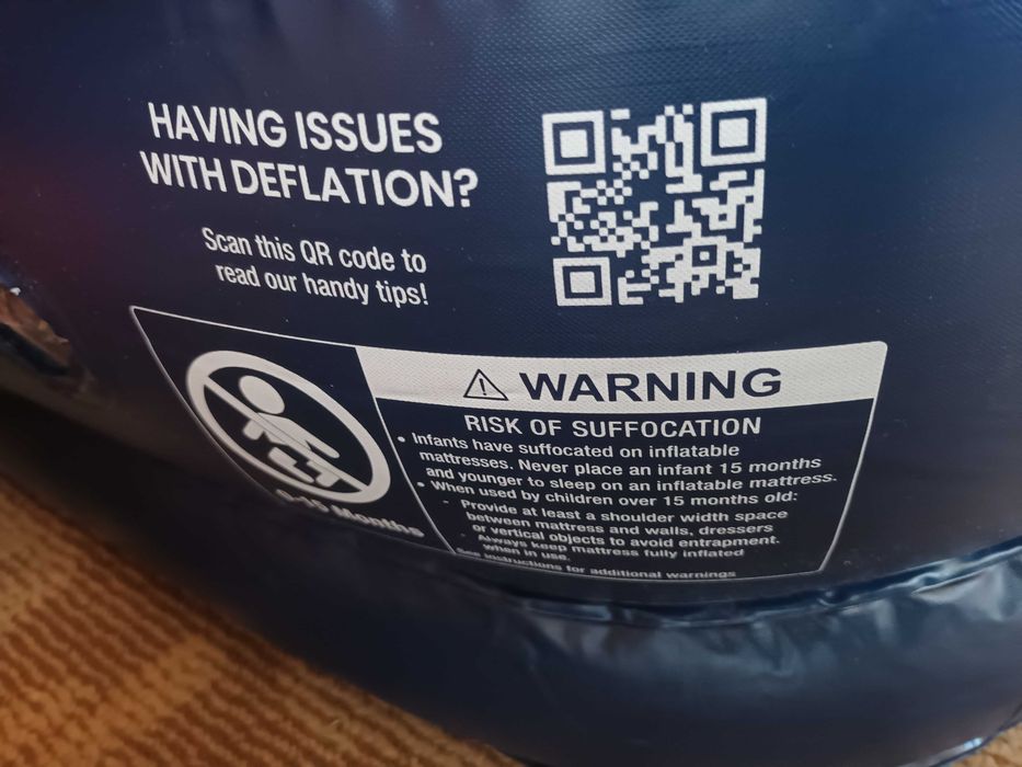 Надоваемо легло с вградена електрическа помпа