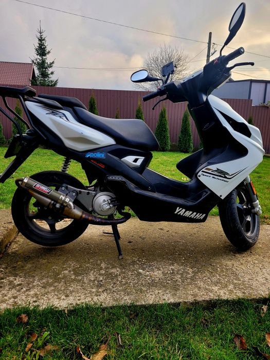 Vând scuter yamaha Aerox 50 cc an 2017