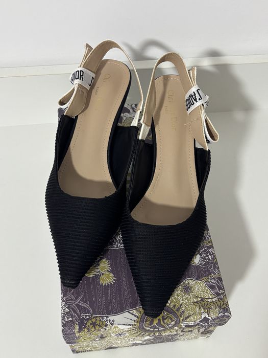 Pantofi cu toc DIOR