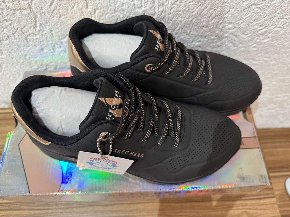 Маратонки Skechers