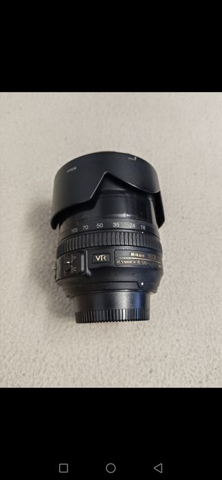 Nikon D5100  cu obiective, doua încărcătoare și 3 acumulatori