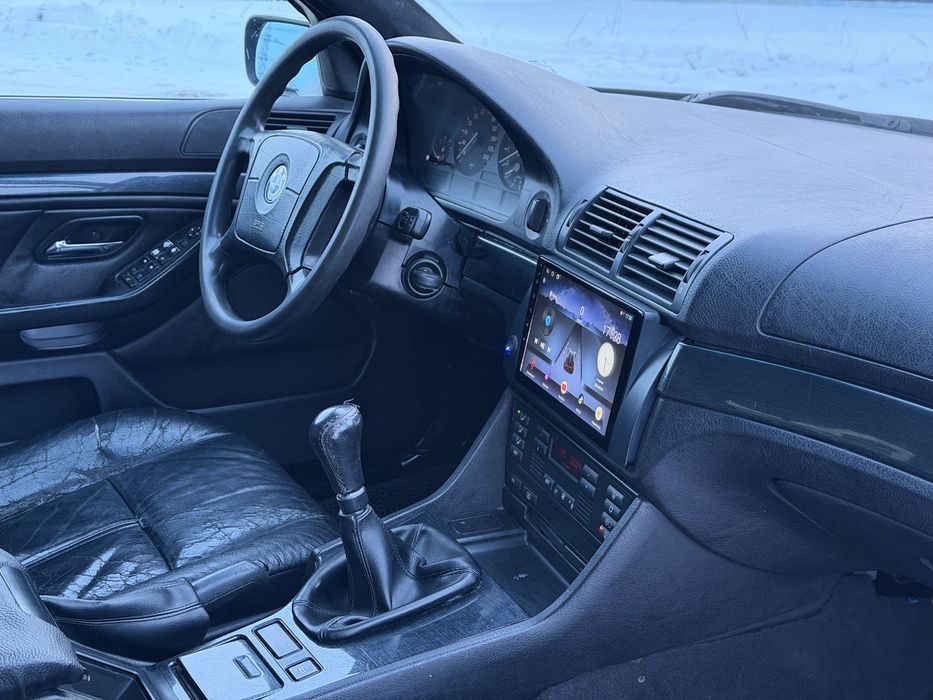 BMW 2.5 литра 1997 год