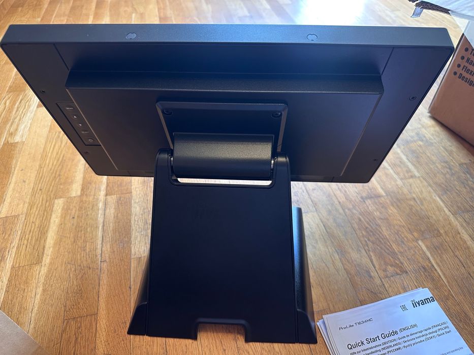 Водоустойчив IP65, touch screen, full HD 1920-1080 монитор IIYAMA 15,6