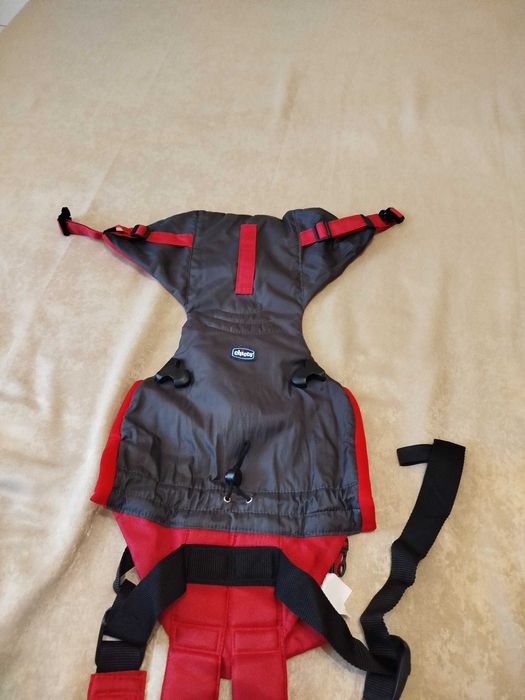 Chicco Кенгуру Easy Fit - червен цвят