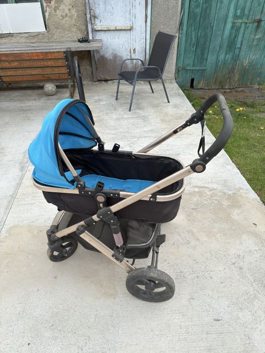 Carucior Bebe cu suspendie