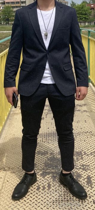 Спортен абитуриентски костюм