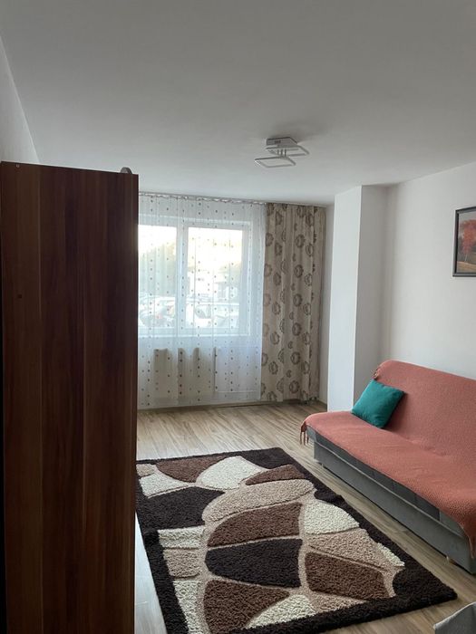 De închiriat garsonieră