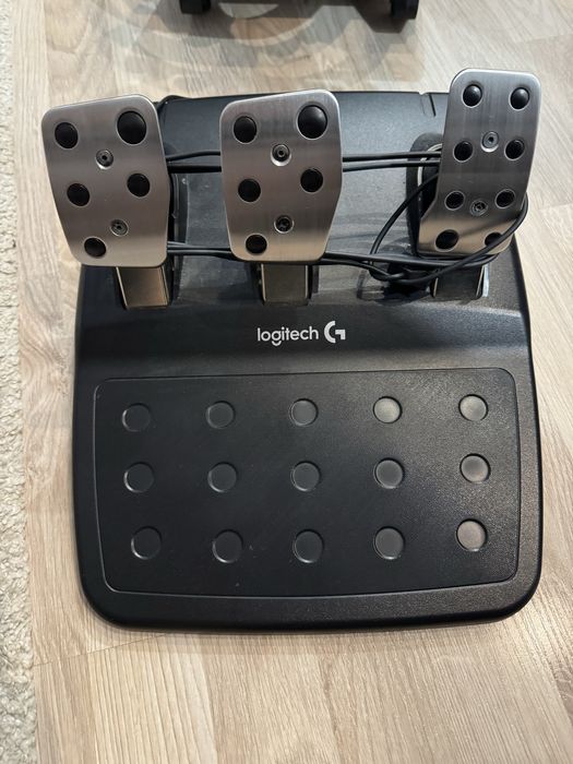 Volan Logitech G29 + schimbător impecabil