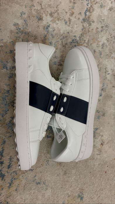 Valentino Garavani 21999