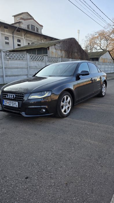 Vand Audi A4 B8.
