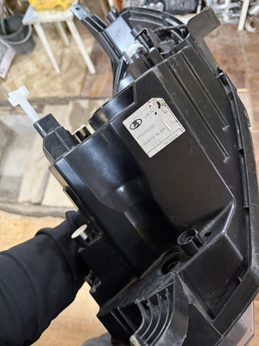 Фара гранта FL правая оригинал