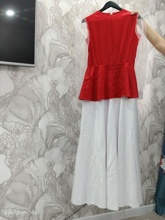 Продам платья оучна работа