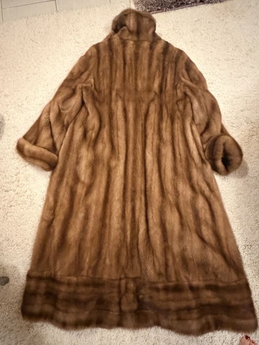 Haina blana nurca premium Italia