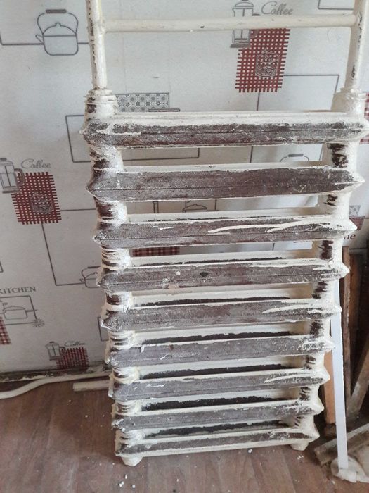 батарея чугунная, советская.