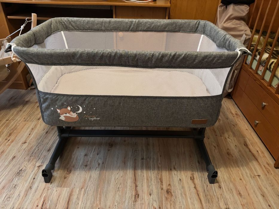 Бебешка кошара next to me-Cangaroo always together