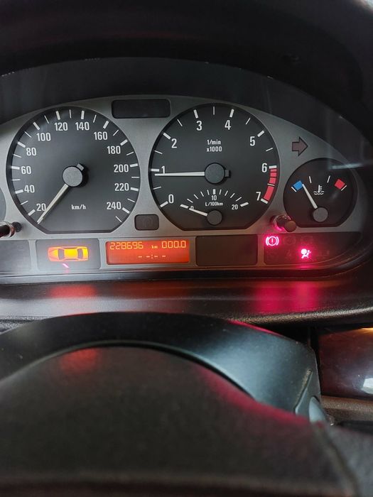 BMW 318i e46 nfl 1900cmc benzinar