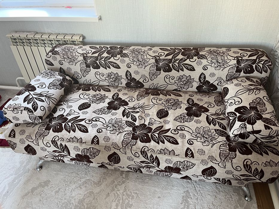 Диван бу в хорошем состояний