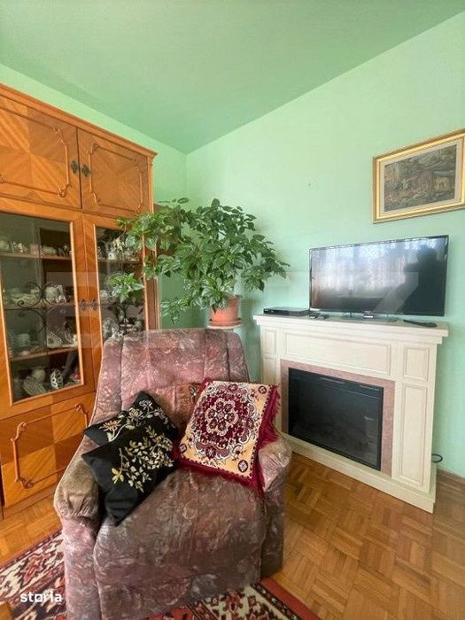 Apartament 3 camere, decomandat, 65 mp, zona Piata 14 Iulie