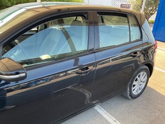 Volkswagen Golf VI 1.6 TDI Advance BlueMotion Tech 2011