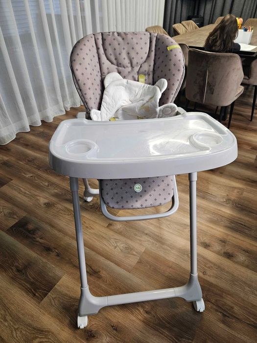 Детский стульчик для кормления