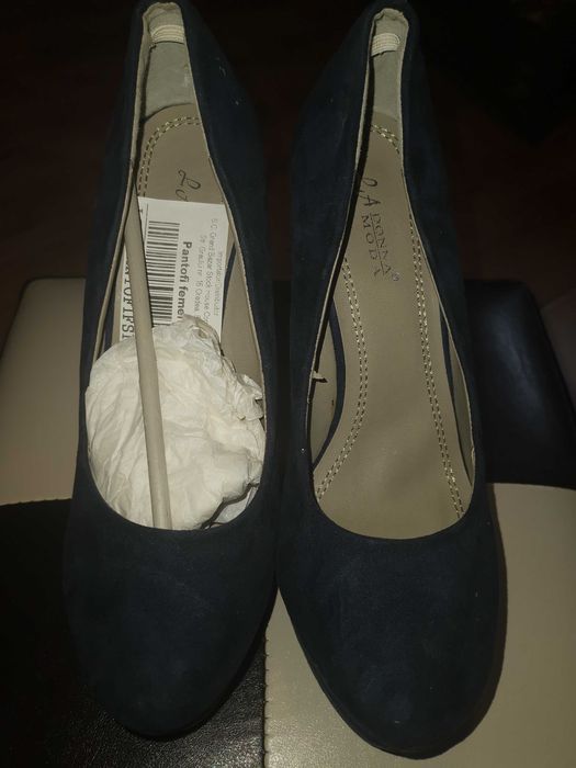Pantofi noi nr 38