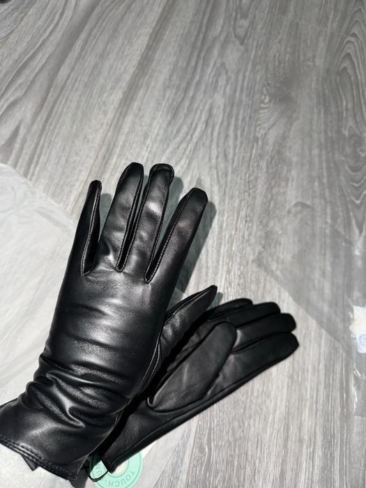 Manusi din piele / Elegante