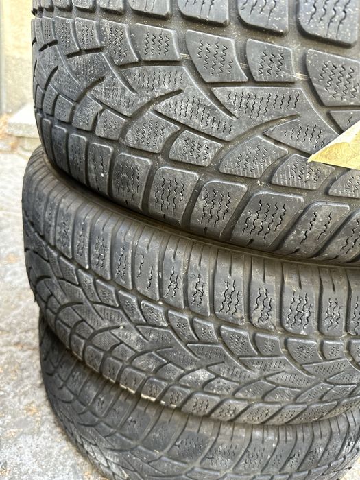 235 60 17 4 броя добро състояние Дот15 5-6мм Dunlop