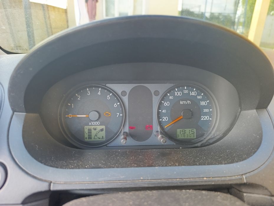 Vand ford fiesta benzina/GPL