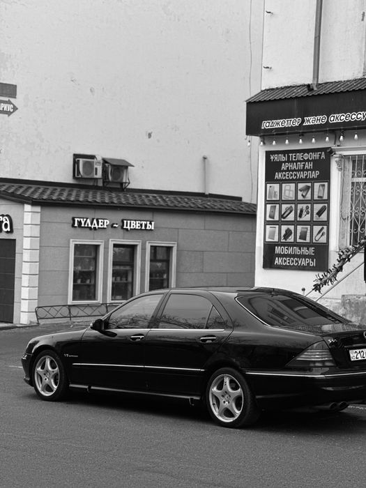 Диски от Мерседеса R18