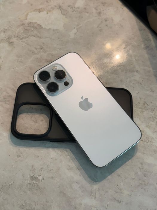 iPhone 14 pro white